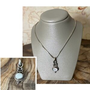 Sterling Silver Beaded Abalone Inlay Oval Pendant Necklace